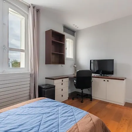 Luxury Private With Rooftop In *