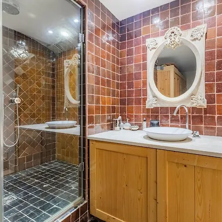 Luxury Private With Rooftop In Holiday home Neuilly-sur-Seine