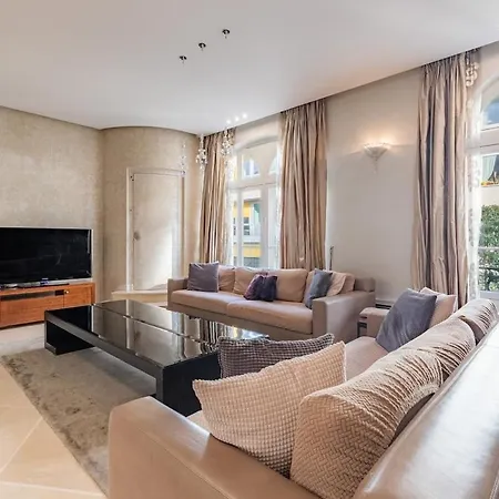 Holiday home Luxury Private With Rooftop In Neuilly-sur-Seine