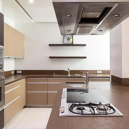 Holiday home Luxury Private With Rooftop In *