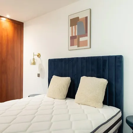 Holiday home Luxury Private With Rooftop In