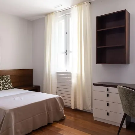 Luxury Private With Rooftop In Holiday home Neuilly-sur-Seine