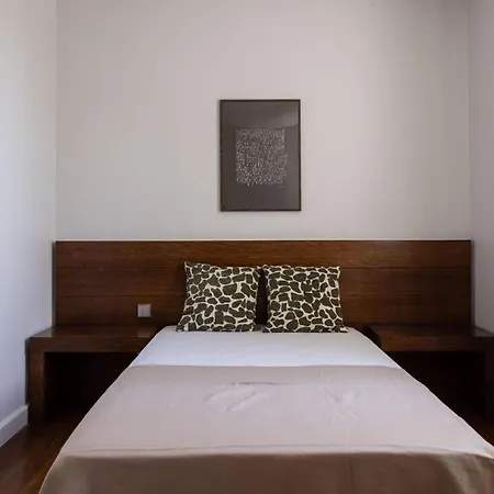 Luxury Private With Rooftop In *