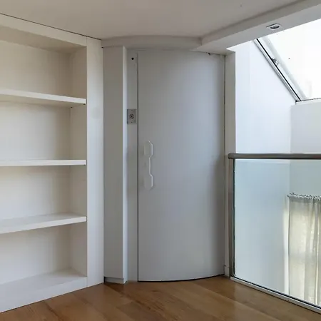 Luxury Private With Rooftop In Holiday home