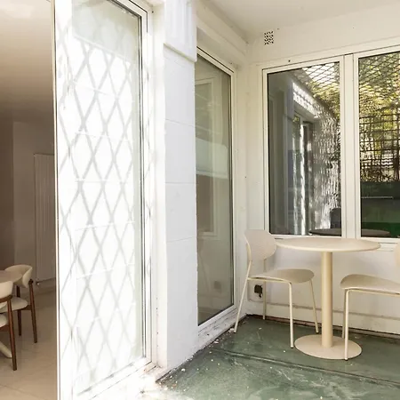 Casa de férias Luxury Private With Rooftop In Neuilly-sur-Seine