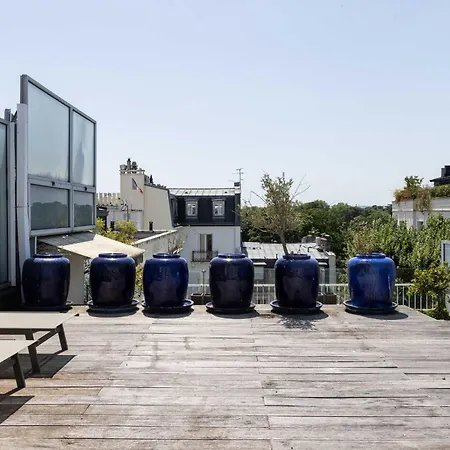 Luxury Private With Rooftop In *